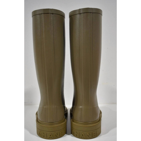 Chanel REV Dark Beige Caoutchouc White CC Logo High Pull On Rubber Rain Boots 40 - Picture 10 of 12